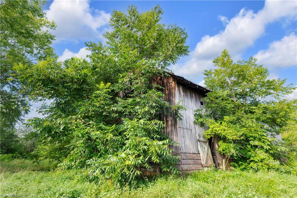 1874 Thayer Road Trinity, NC 27370 - Photo 14 of 50