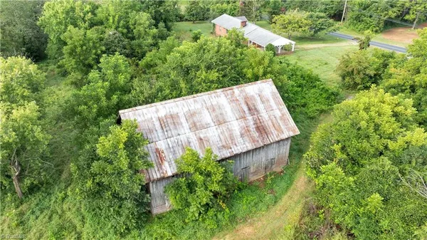 $575,000 | 1874 Thayer Road, Trinity, NC 27370