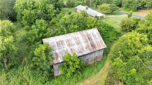 $575,000 | 1874 Thayer Road, Trinity, NC 27370