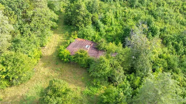 $575,000 | 1874 Thayer Road, Trinity, NC 27370