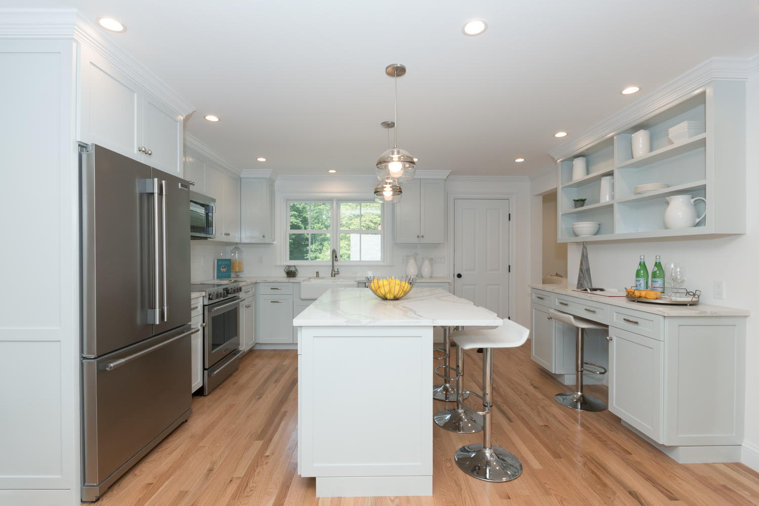255 Tokeneke Road Darien, CT 06820 - Photo 11 of 33 253 Tokeneke Rd Darien CT-large-021-066-