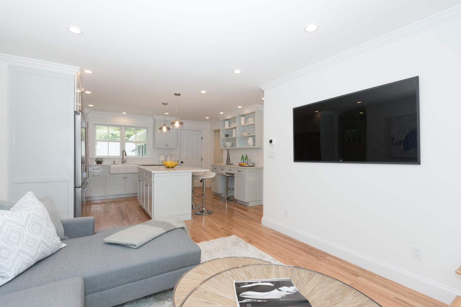 255 Tokeneke Road Darien, CT 06820 - Photo 17 of 33 253 Tokeneke Rd Darien CT-large-027-071-