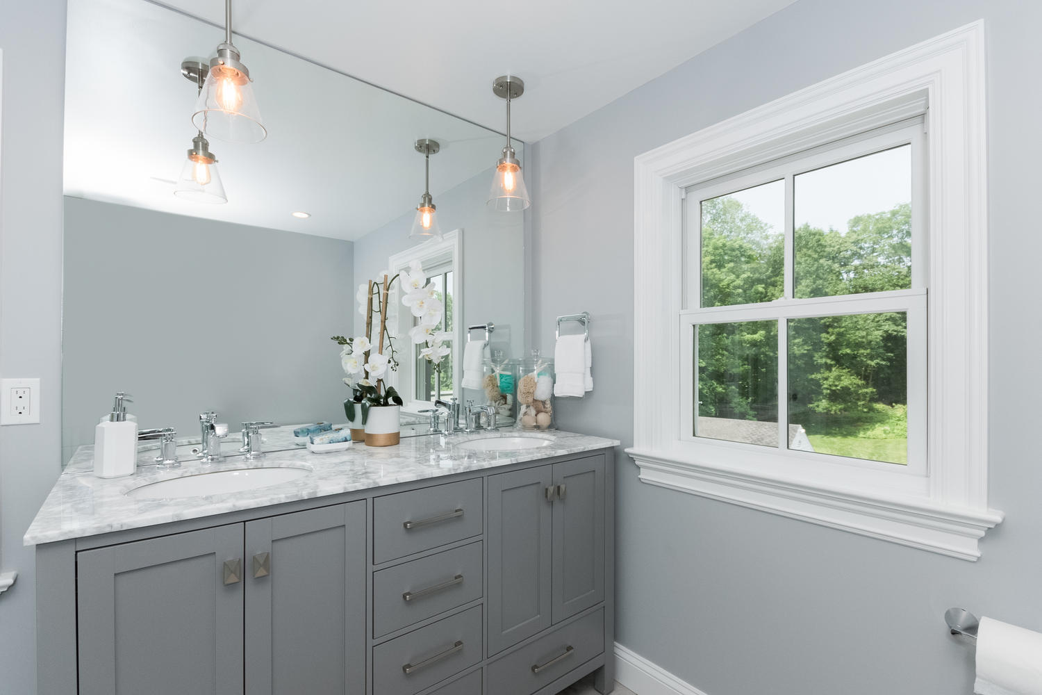 255 Tokeneke Road Darien, CT 06820 - Photo 23 of 33 253 Tokeneke Rd Darien CT-large-035-044-