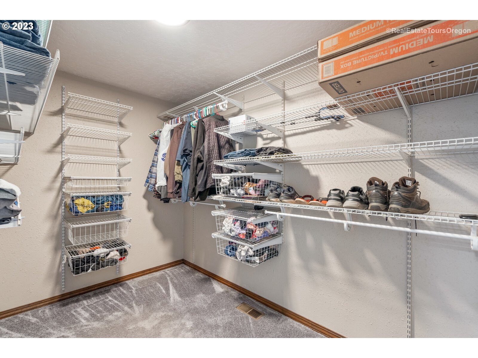 13807 South Leland Road Oregon City, OR 97045 - Photo 13 of 38 Gallery Image 13