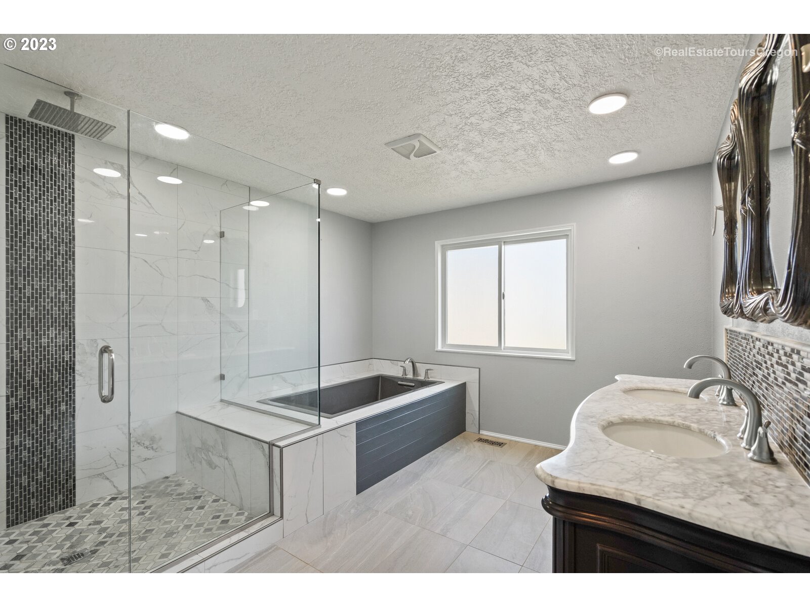 13807 South Leland Road Oregon City, OR 97045 - Photo 20 of 38 Gallery Image 20