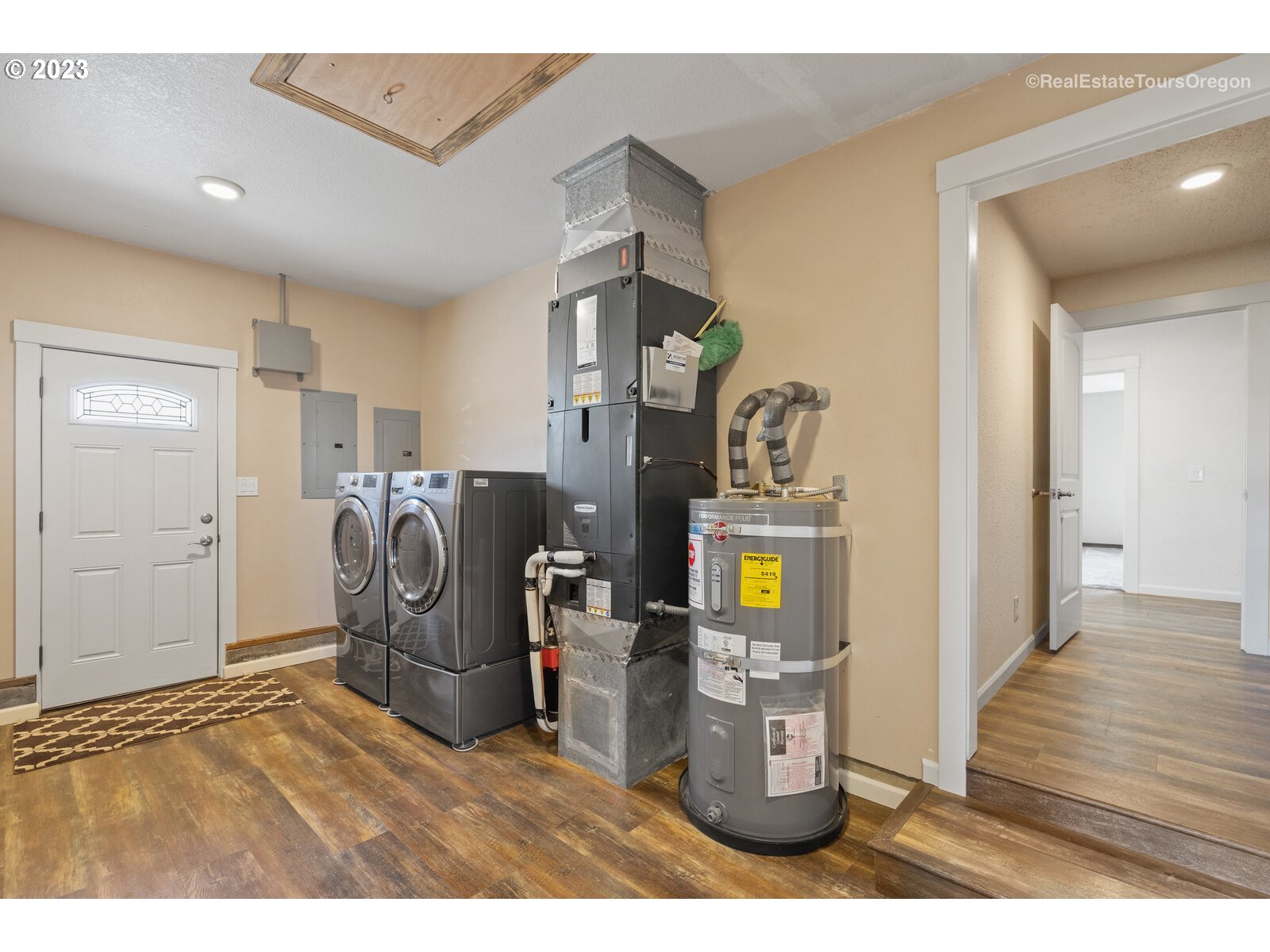 13807 South Leland Road Oregon City, OR 97045 - Photo 21 of 38 Gallery Image 21