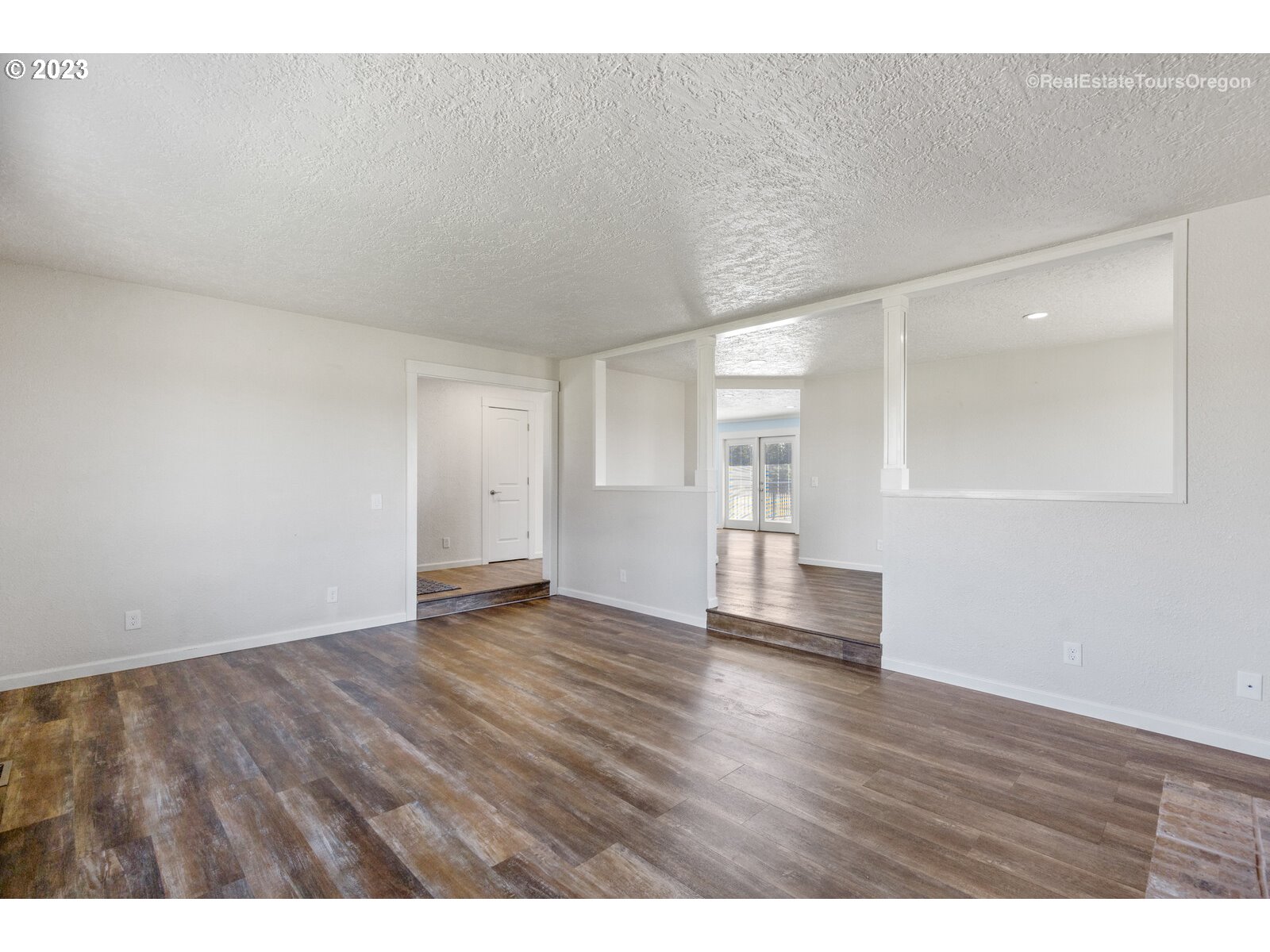 13807 South Leland Road Oregon City, OR 97045 - Photo 6 of 38 Gallery Image 6