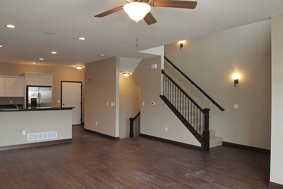 731 Mission Point Road Iowa City, IA 52245 - Photo 4 of 25 Gallery Image 4