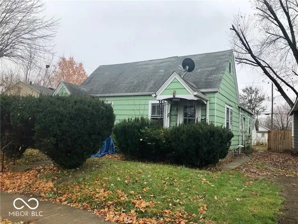 $800 | 1306 North Chester Avenue, Indianapolis, IN 46201