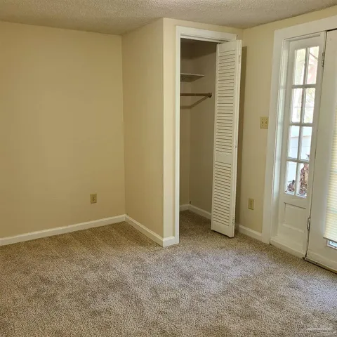 a view of a window in an empty room