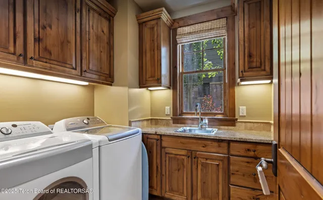 $2,999,000 | 377 Woodland Star Drive, Driggs, ID 83422