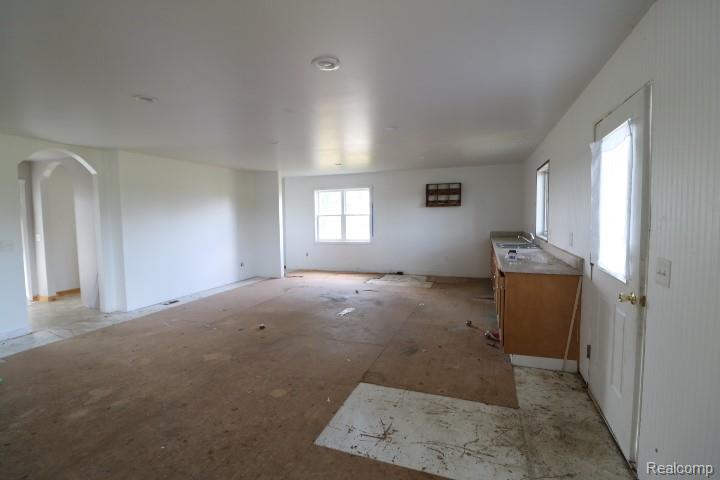 6577 East Deckerville Road Deford, MI 48729 - Photo 6 of 16 IMG_9606.JPG