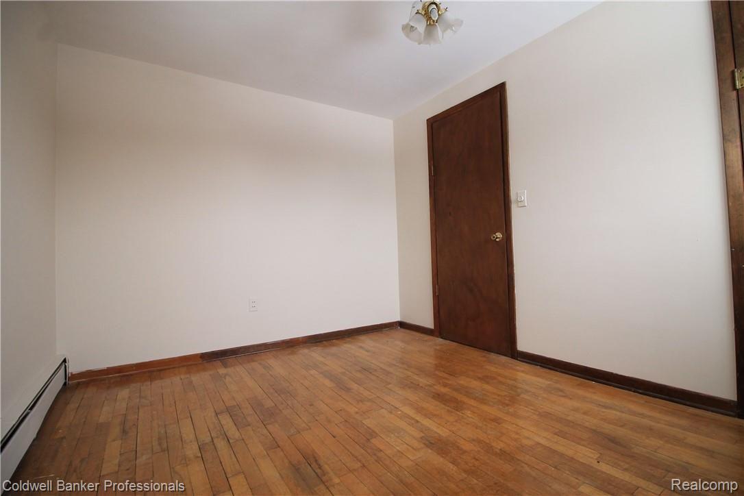 2459 Baldwin Road Fenton, MI 48430 - Photo 16 of 28 IMG_9669.JPG