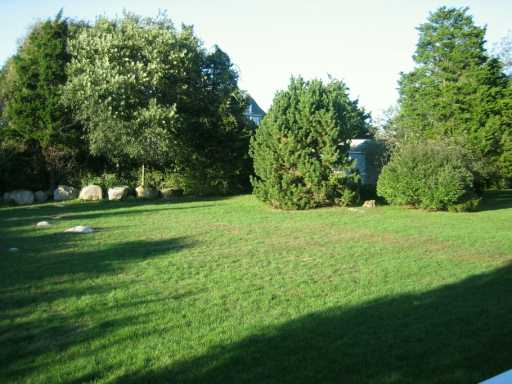 8 Upland Road Westerly, RI 02891 - Photo 2 of 7 Yard/Garden.