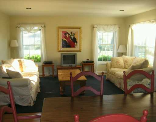 8 Upland Road Westerly, RI 02891 - Photo 3 of 7 Living Room.