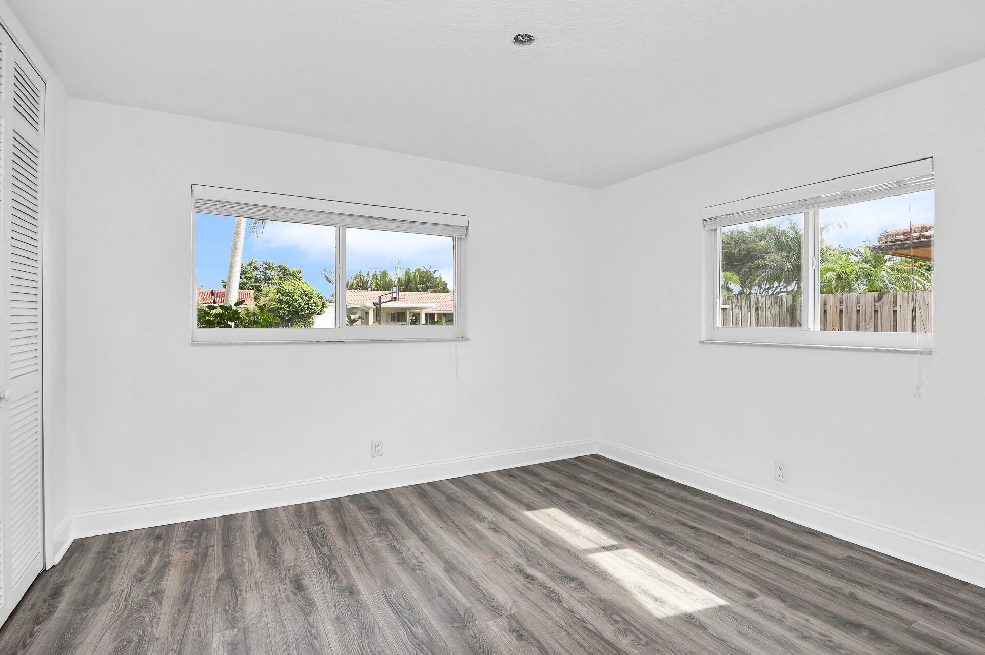 928 Southwest 5th Street Boca Raton, FL 33486 - Photo 12 of 16 photo-12