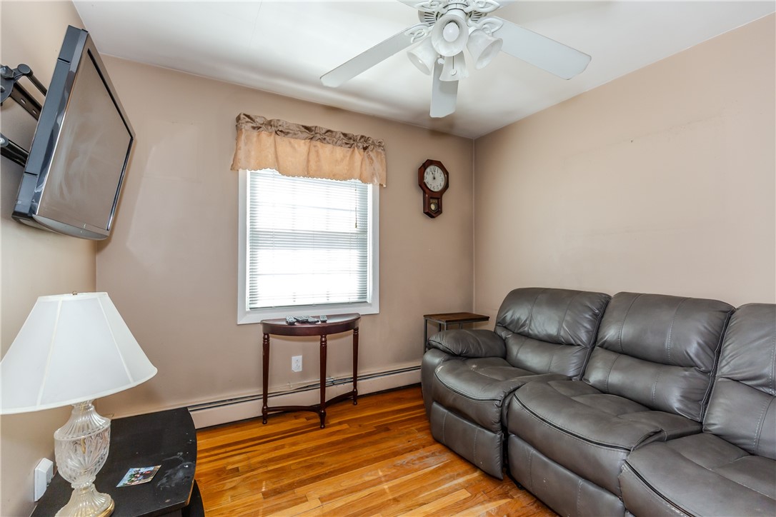 39 Francis Road Glocester, RI 02857 - Photo 19 of 50