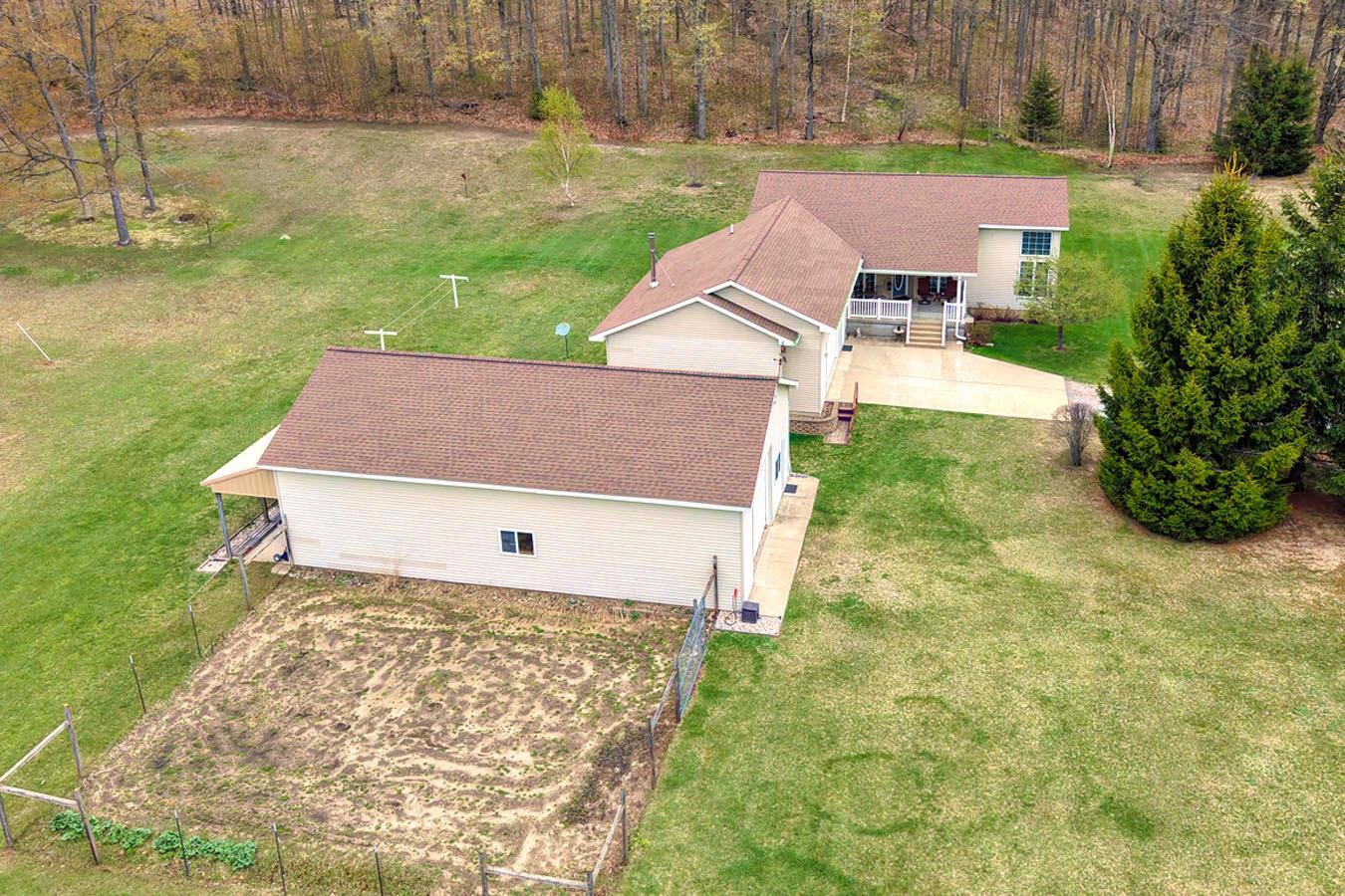 5626 West 28 1/2 Road Harrietta, MI 49638 - Photo 41 of 43