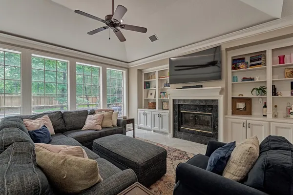 $950,000 | 19 Craggy Rock Street, The Woodlands, TX 77381