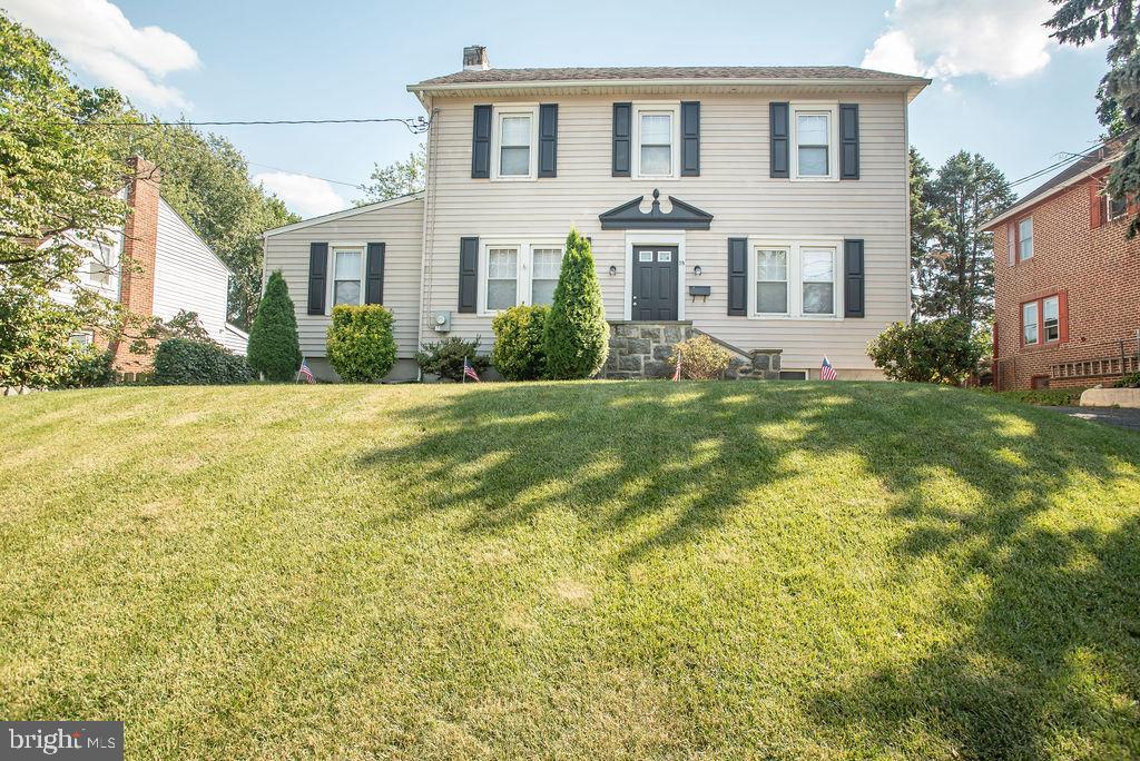 18 Boxwood Road Wilmington, DE 19804 - Photo 2 of 32 Gallery Image 2