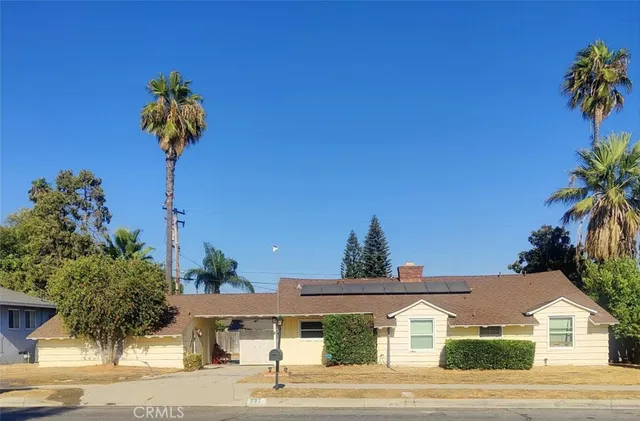 $585,000 | 827 North Sycamore Avenue, Rialto, CA 92376