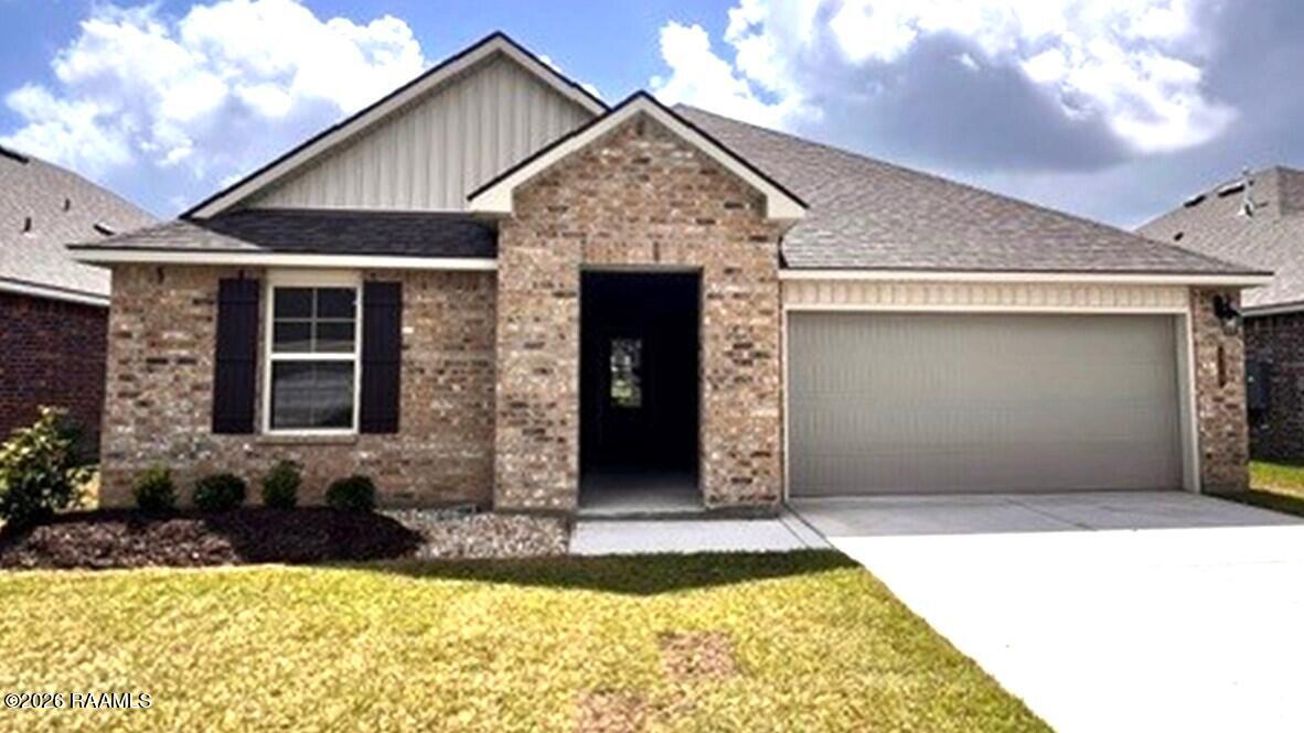 138 Lake Ridge Drive Broussard, LA 70518 - Photo 1 of 31 138 Lake Ridge Drive, Broussard, LA