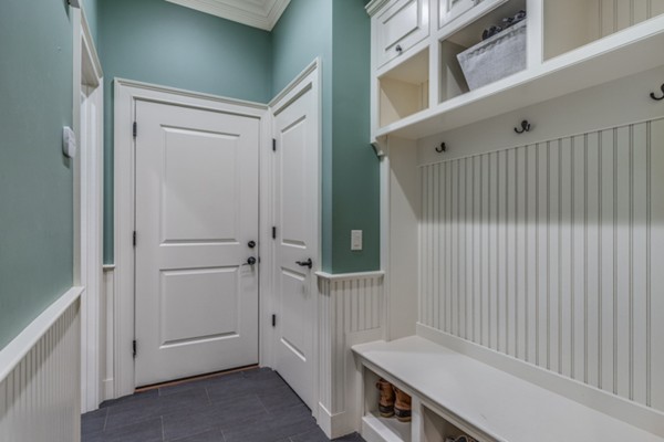 4 Franklin Road Lexington, MA 02420 - Photo 12 of 27 Gallery Image 12