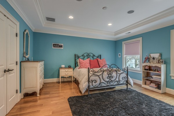 4 Franklin Road Lexington, MA 02420 - Photo 21 of 27 Gallery Image 21