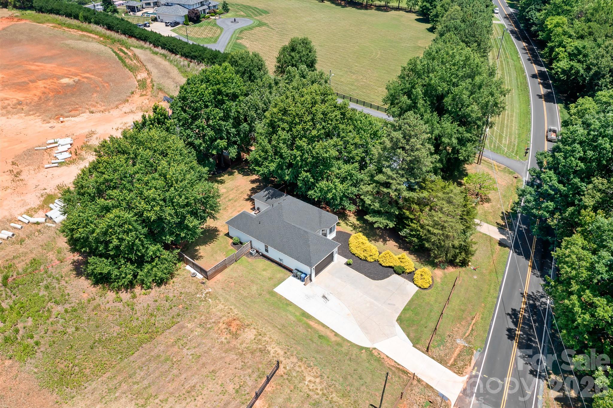 12601 Mayes Road Huntersville, NC 28078 - Photo 28 of 39 Gallery Image 28