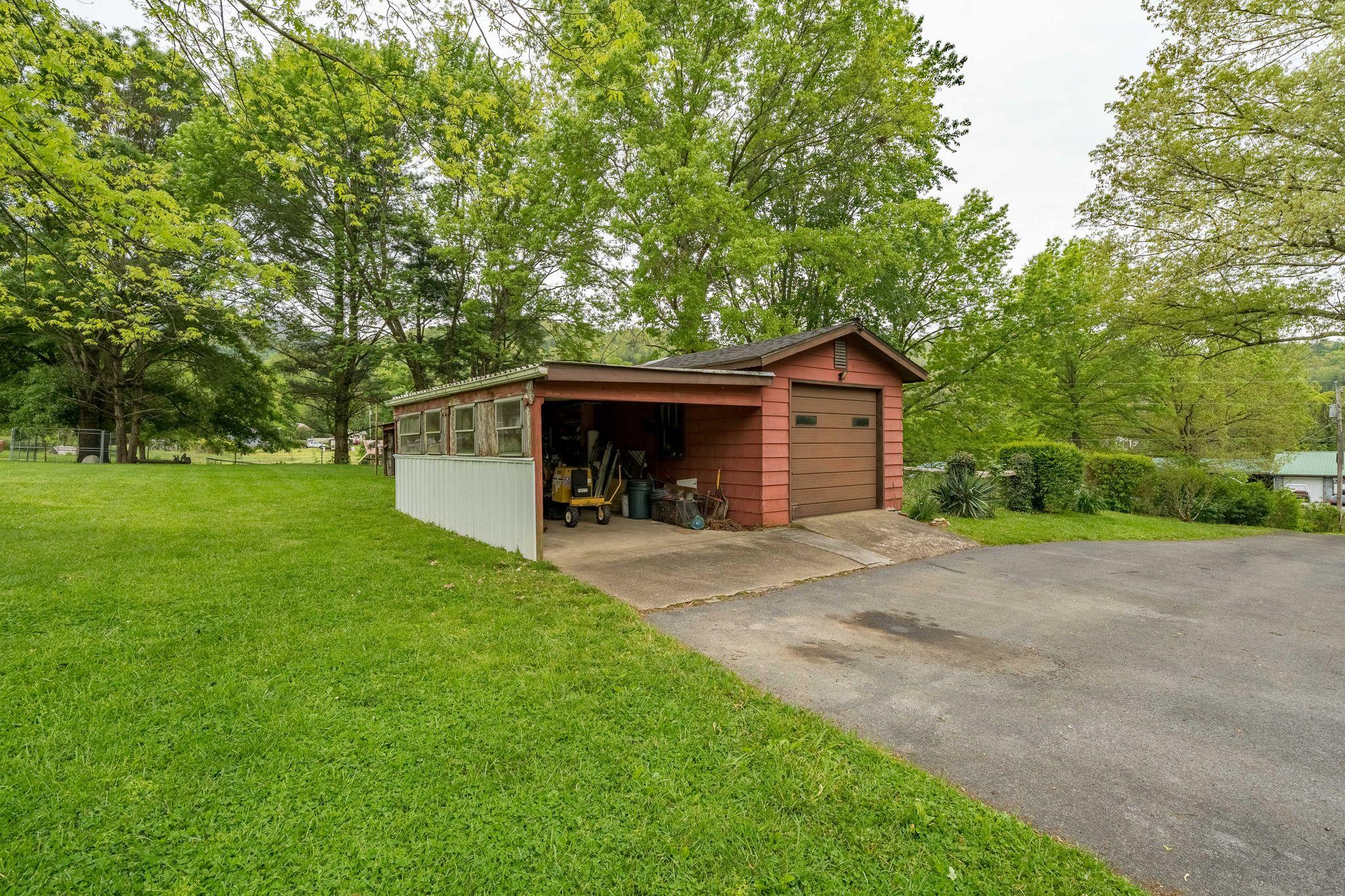 244 Odom Branch Road Erwin, TN 37650 - Photo 20 of 45 244 Odom Branch Rd, Erwin, TN (17 of 45)