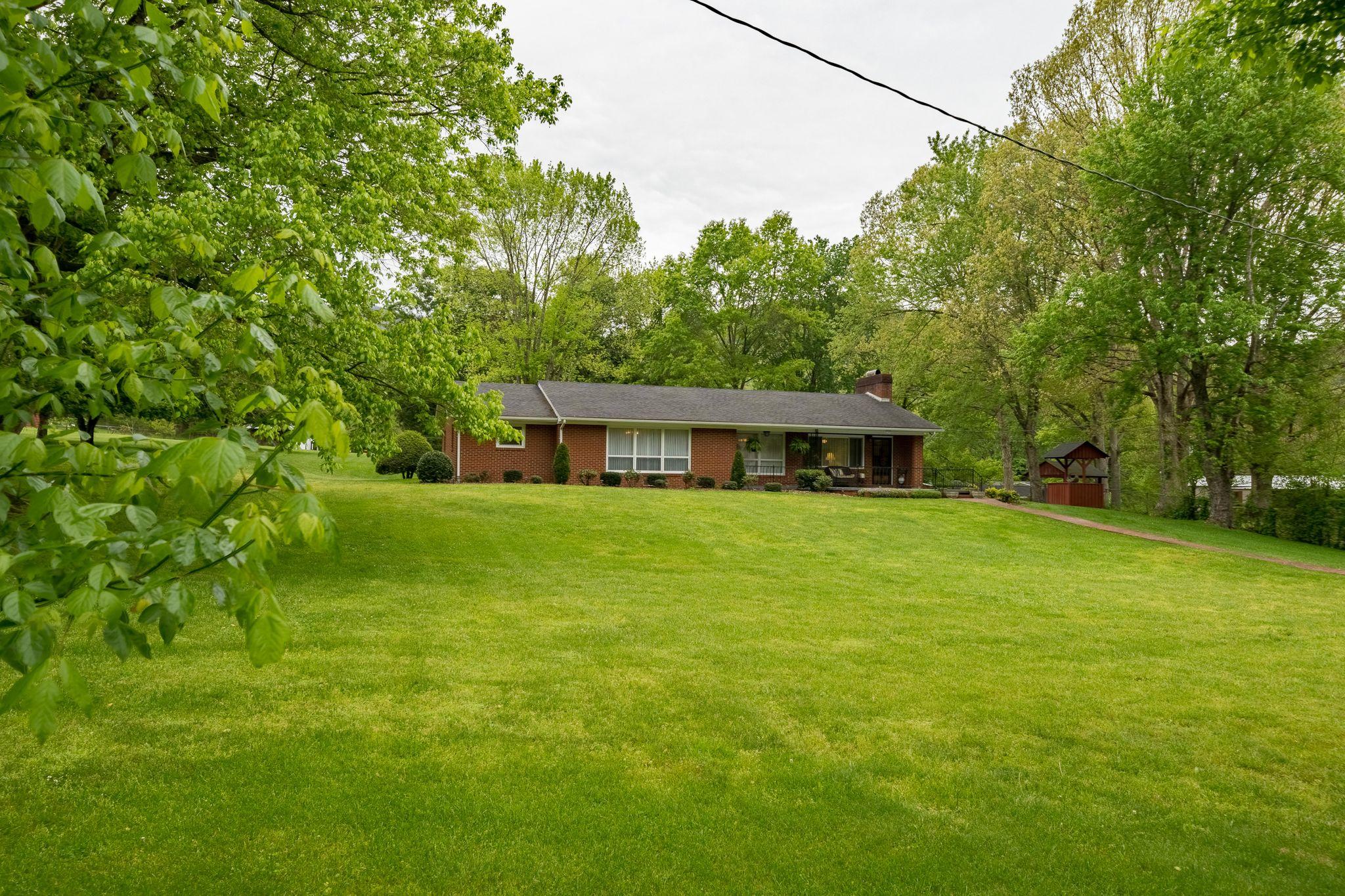 244 Odom Branch Road Erwin, TN 37650 - Photo 7 of 45 244 Odom Branch Rd, Erwin, TN (3 of 45)