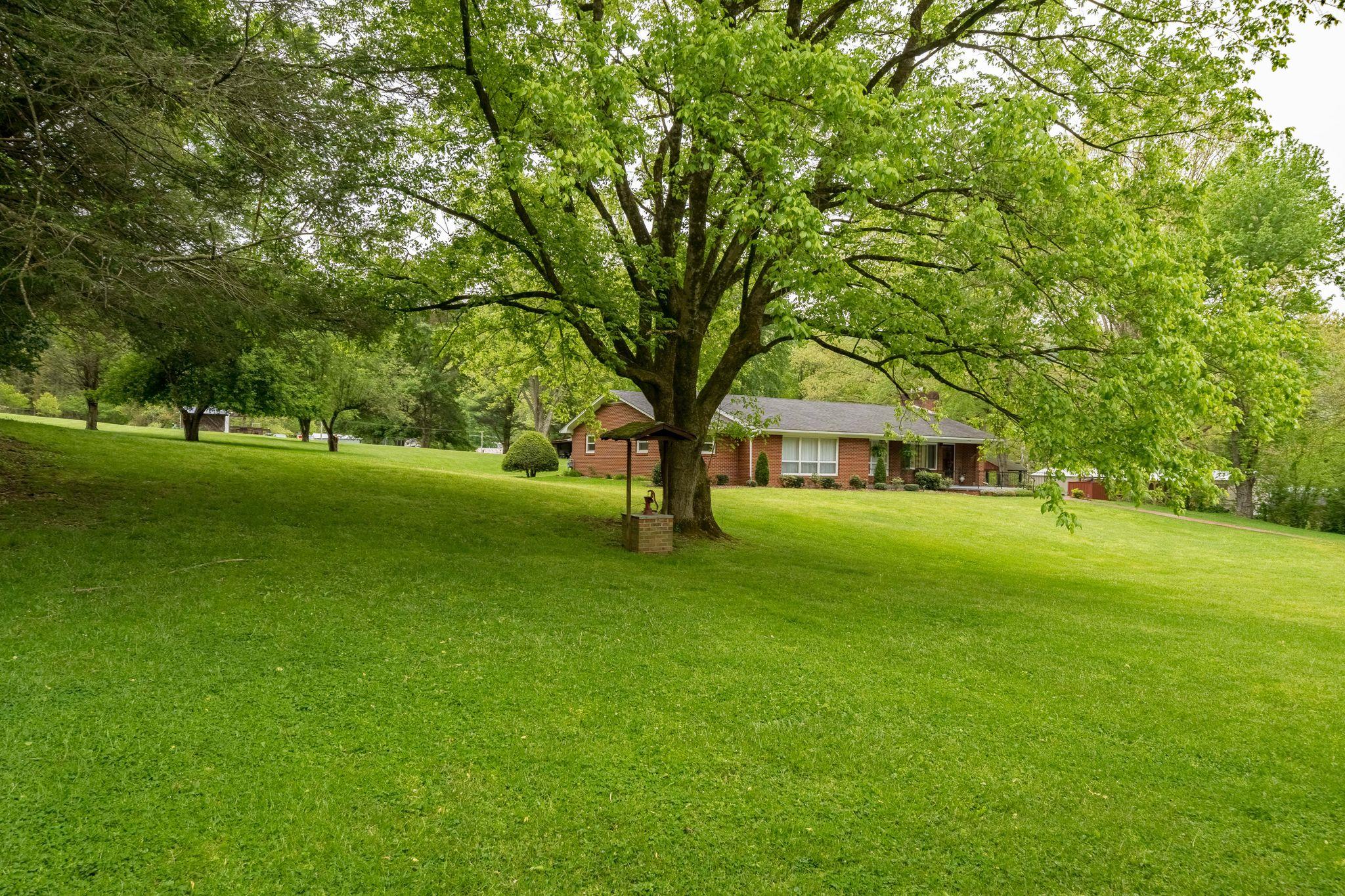 244 Odom Branch Road Erwin, TN 37650 - Photo 8 of 45 244 Odom Branch Rd, Erwin, TN (4 of 45)