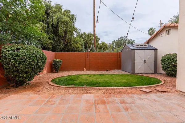 $860,000 | 4005 East Osborn Road, Phoenix, AZ 85018