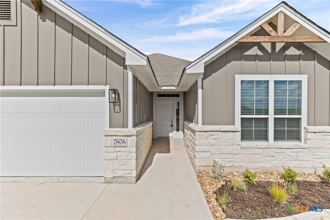 7806 Timber Holw Lane Temple, TX 76502 - Photo 3 of 30 front view of a house with a large window