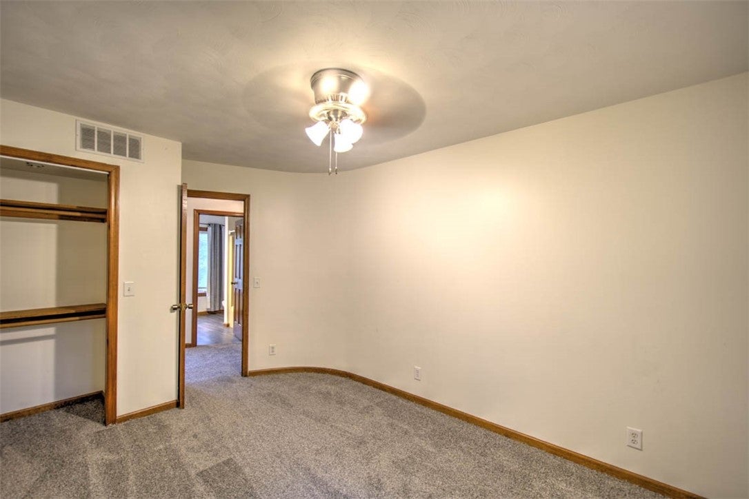 5384 Wilcar Court Decatur, IL 62521 - Photo 23 of 36 Gallery Image 23