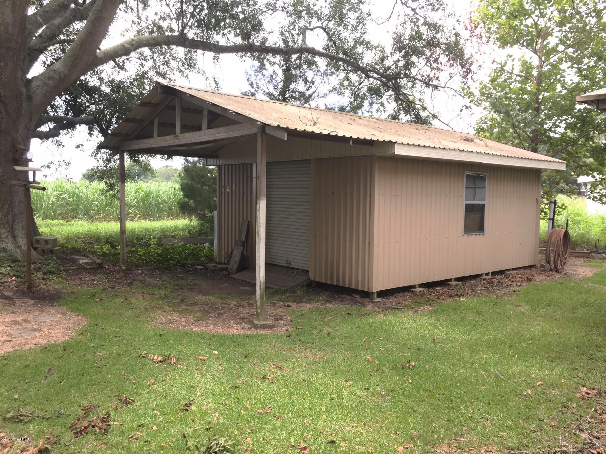 5817 Patoutville Road New Iberia, LA 70560 - Photo 10 of 13 IMG_0134