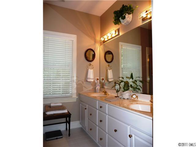 2521 Round Table Road Monroe, NC 28110 - Photo 11 of 16 Gallery Image 11