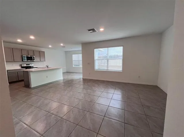 $2,195 | 7307 Broad River Avenue, Land O Lakes, FL 34638