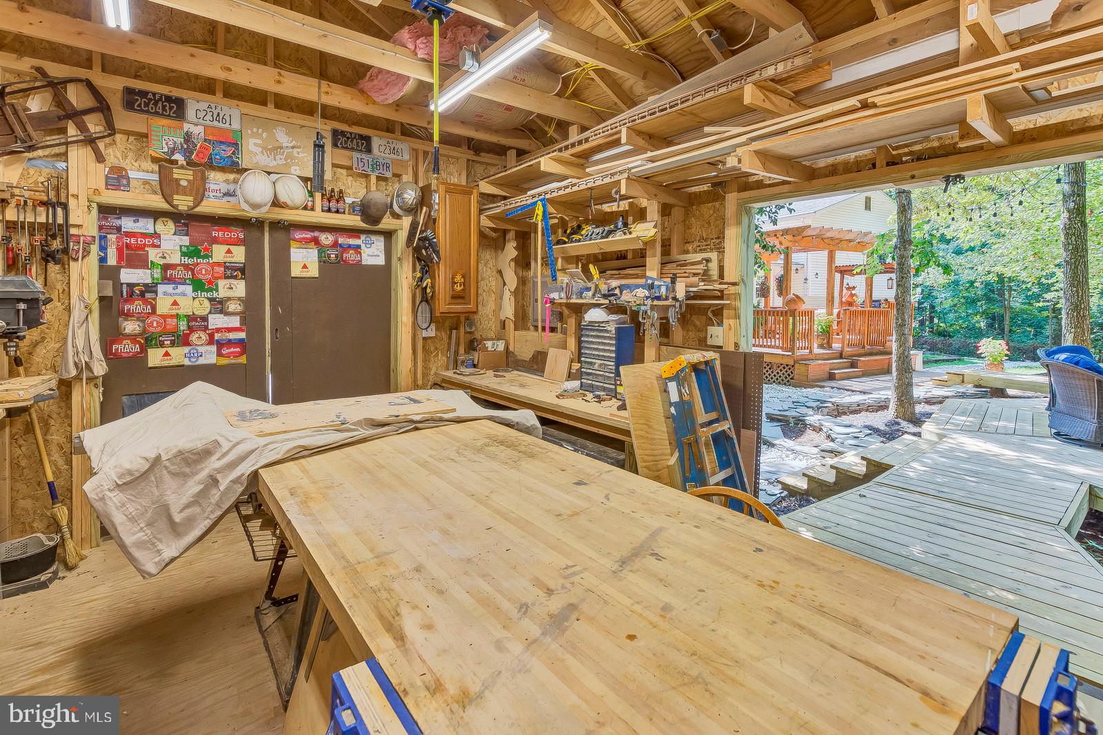 13095 Olivet Road Lusby, MD 20657 - Photo 7 of 48 Custom wood shop