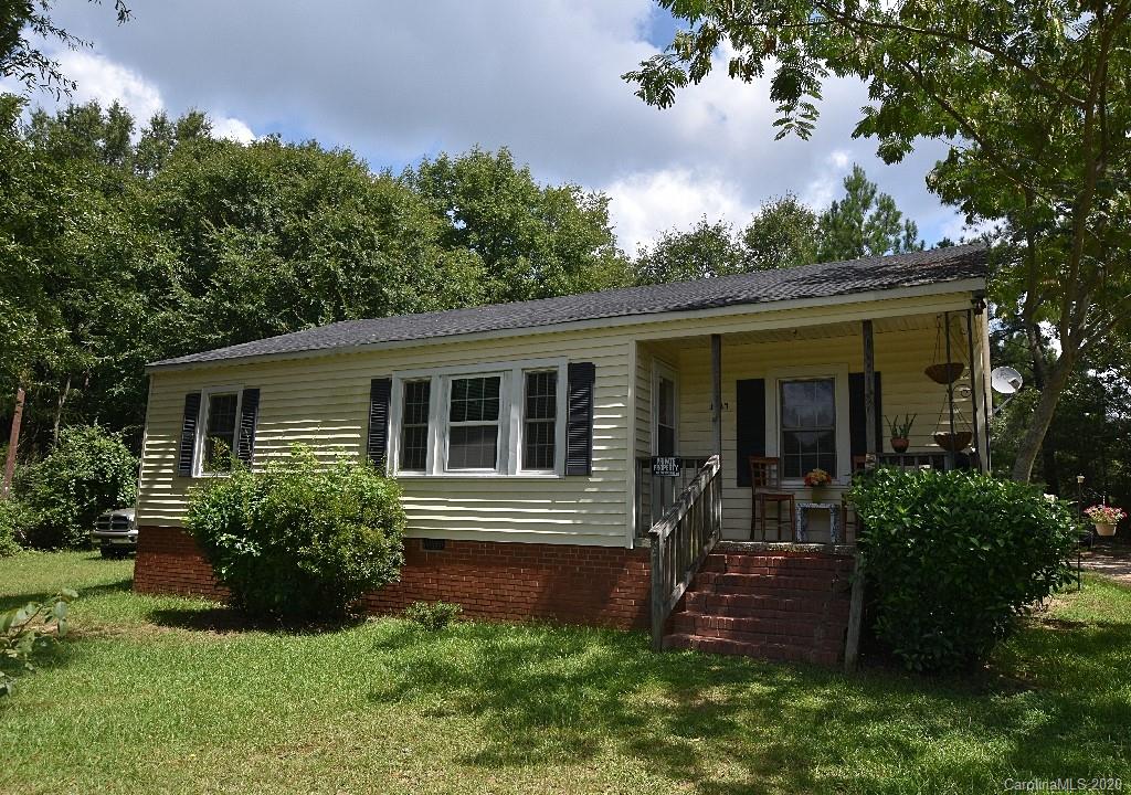front view of house with a yard