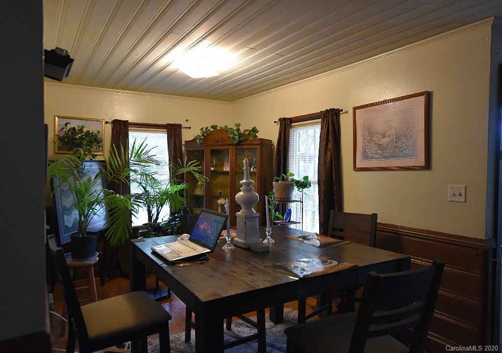 1667 Carter Road Lancaster, SC 29720 - Photo 5 of 15 a view of a dining room with furniture