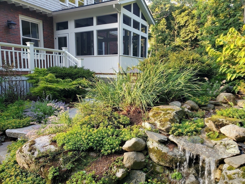 34 Pilgrim Road Newton, MA 02468 - Photo 25 of 29