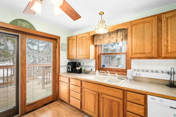 $329,900 | 21 Don Avon Street, Duluth, MN 55803