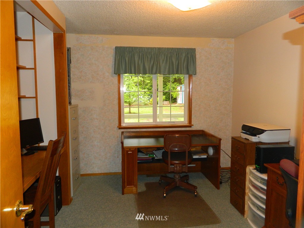 11010 Banner Road Southeast Olalla, WA 98359 - Photo 20 of 25 Gallery Image 20
