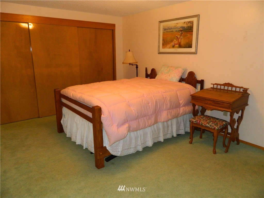 11010 Banner Road Southeast Olalla, WA 98359 - Photo 21 of 25 Gallery Image 21