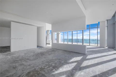$7,500,000 | 700 Northeast 26th Terrace, Unit PH02, Miami, FL 33137