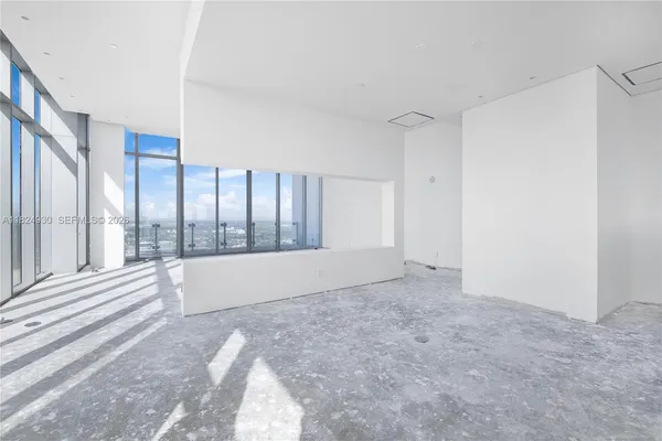 $7,500,000 | 700 Northeast 26th Terrace, Unit PH02, Miami, FL 33137