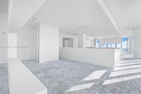 $7,500,000 | 700 Northeast 26th Terrace, Unit PH02, Miami, FL 33137
