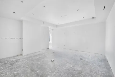 $7,500,000 | 700 Northeast 26th Terrace, Unit PH02, Miami, FL 33137