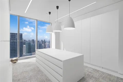 $7,500,000 | 700 Northeast 26th Terrace, Unit PH02, Miami, FL 33137